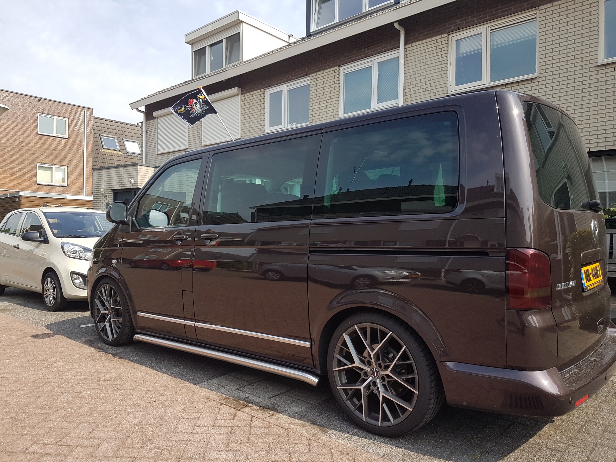 Borbet BY 20" titan gepolijst onder deze VW T6